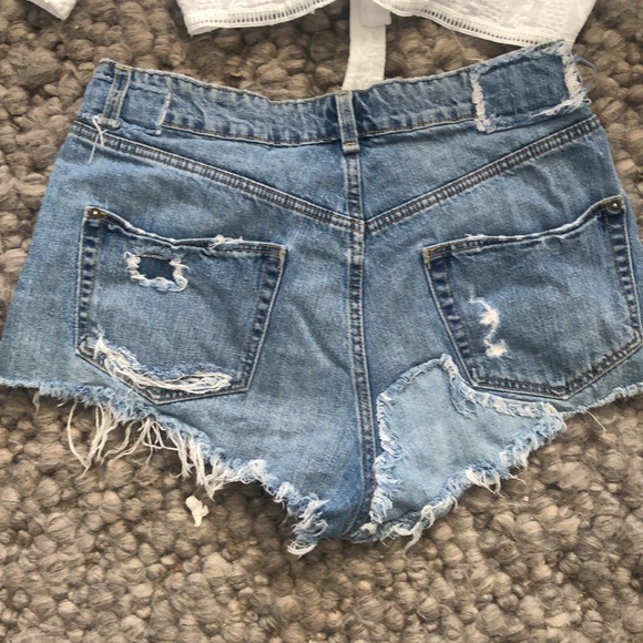 Beautiful Summer Set! - Picture 6 of 7